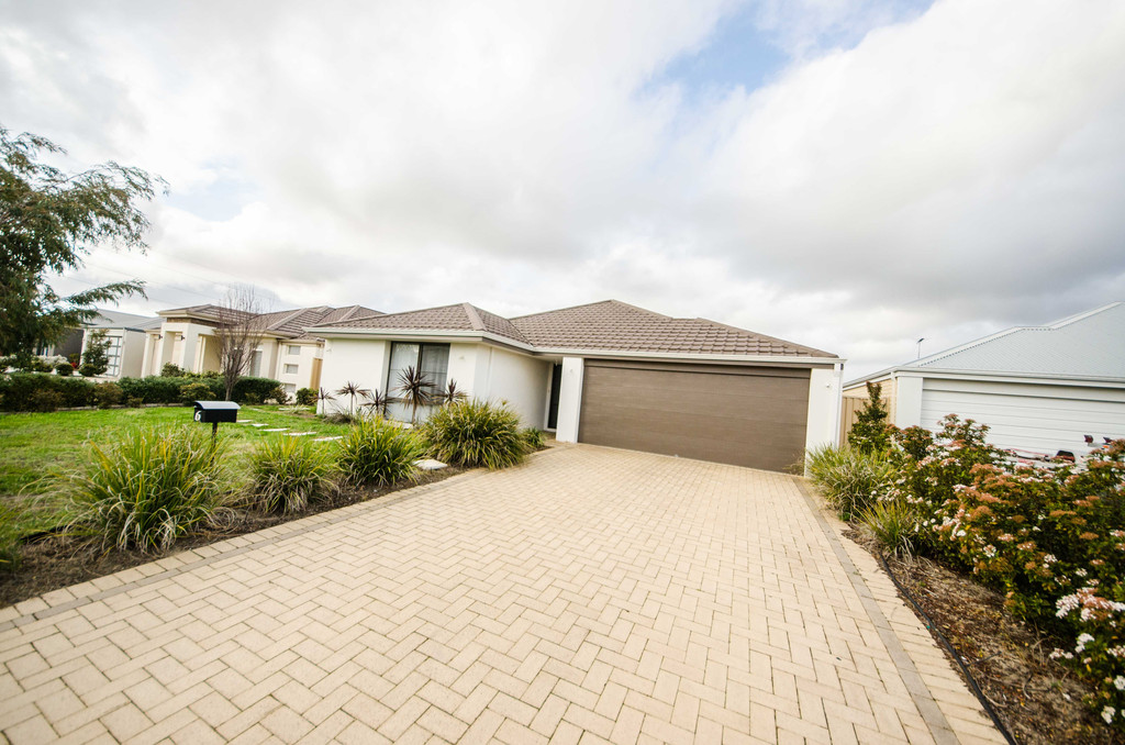 6 Renoir Way, Southern River, WA 6110