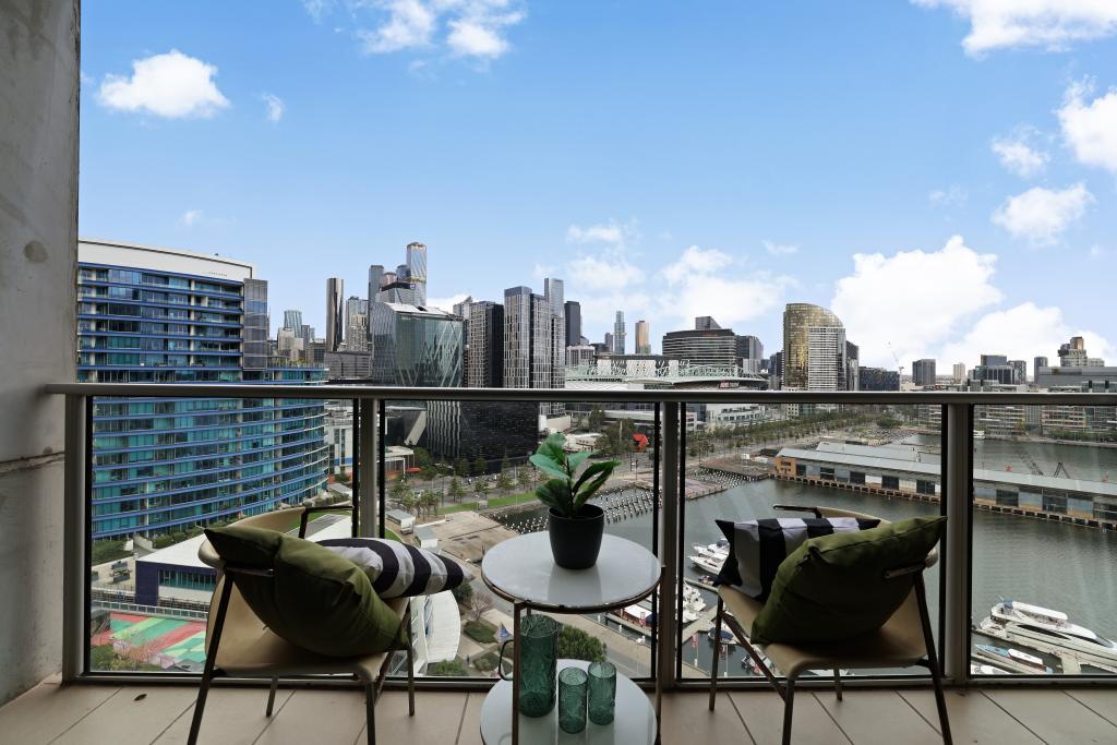 1605/5 Caravel Lane, Docklands, VIC 3008