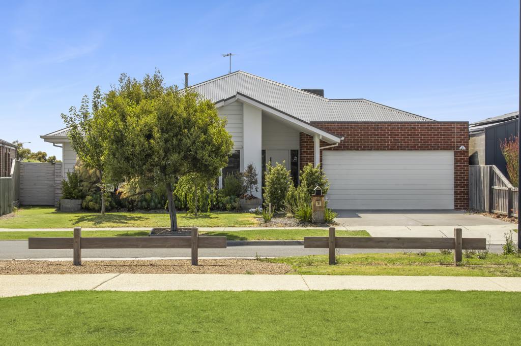 38 Silverwood Pde, Ocean Grove, VIC 3226