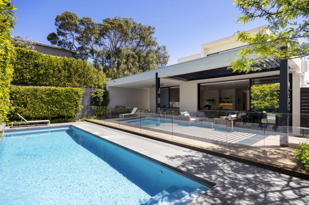 9 Queens Rd, Sorrento, VIC 3943