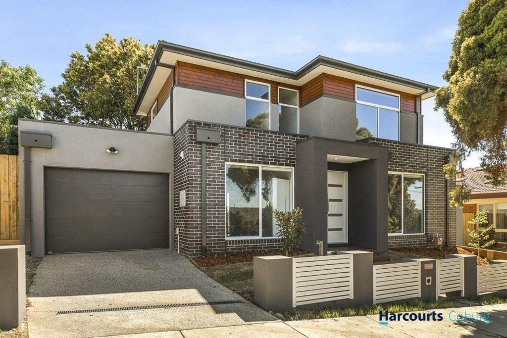 15A MEADOWBANK AVE, DONCASTER, VIC 3108
