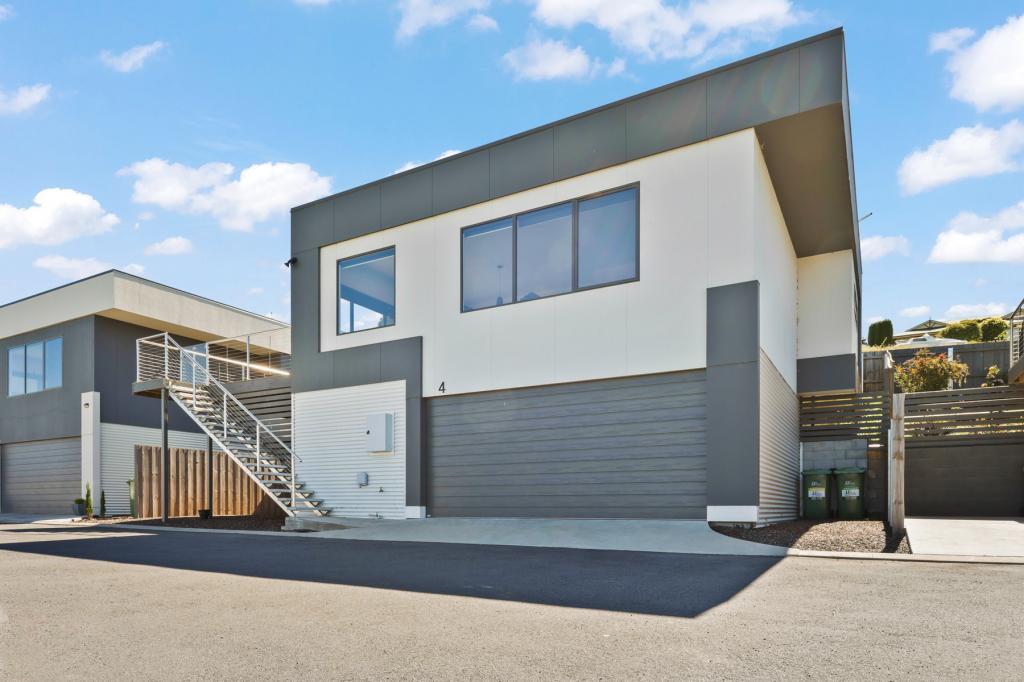 4/7 Malachi Ct, Newnham, TAS 7248