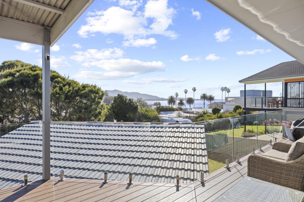 19 Young St, Bermagui, NSW 2546