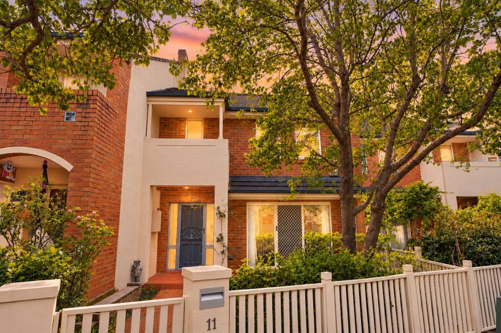 11 The Grove, Oatlands, NSW 2117