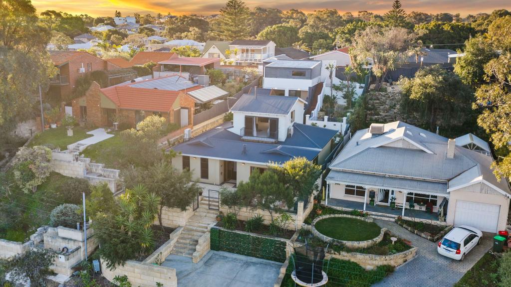 81 High St, Sorrento, WA 6020