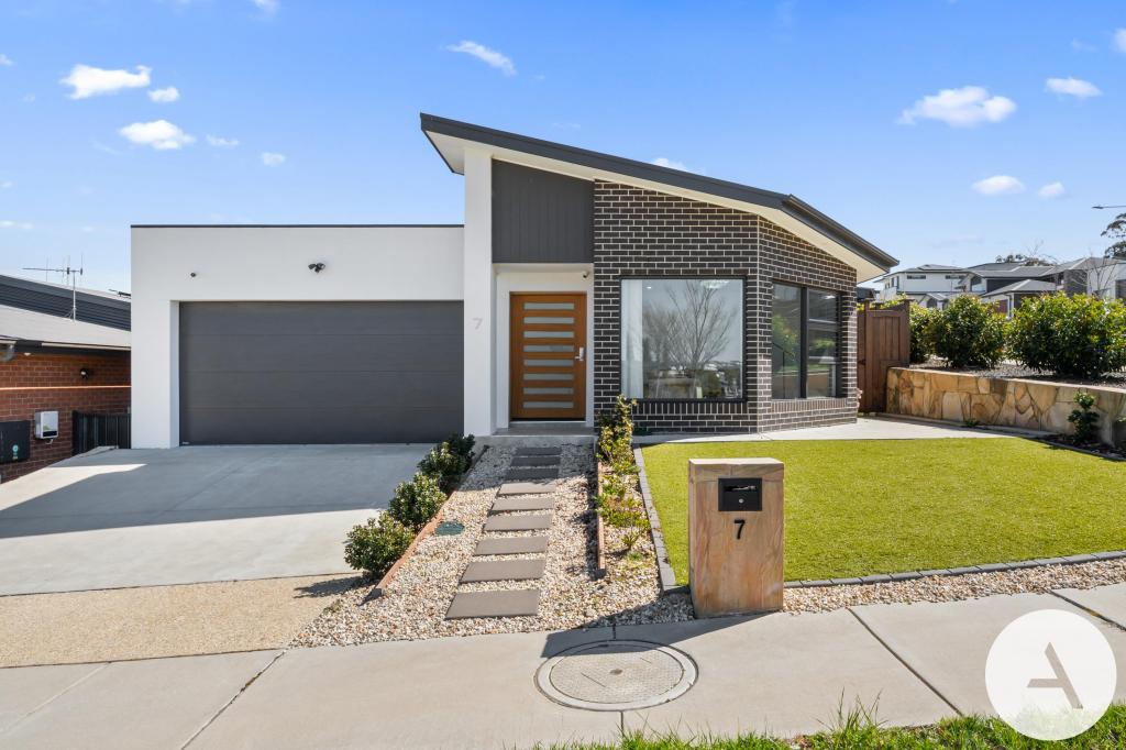 7 Mayes St, Taylor, ACT 2913