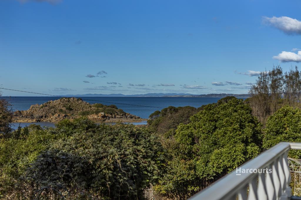 414 Penguin Rd, West Ulverstone, TAS 7315