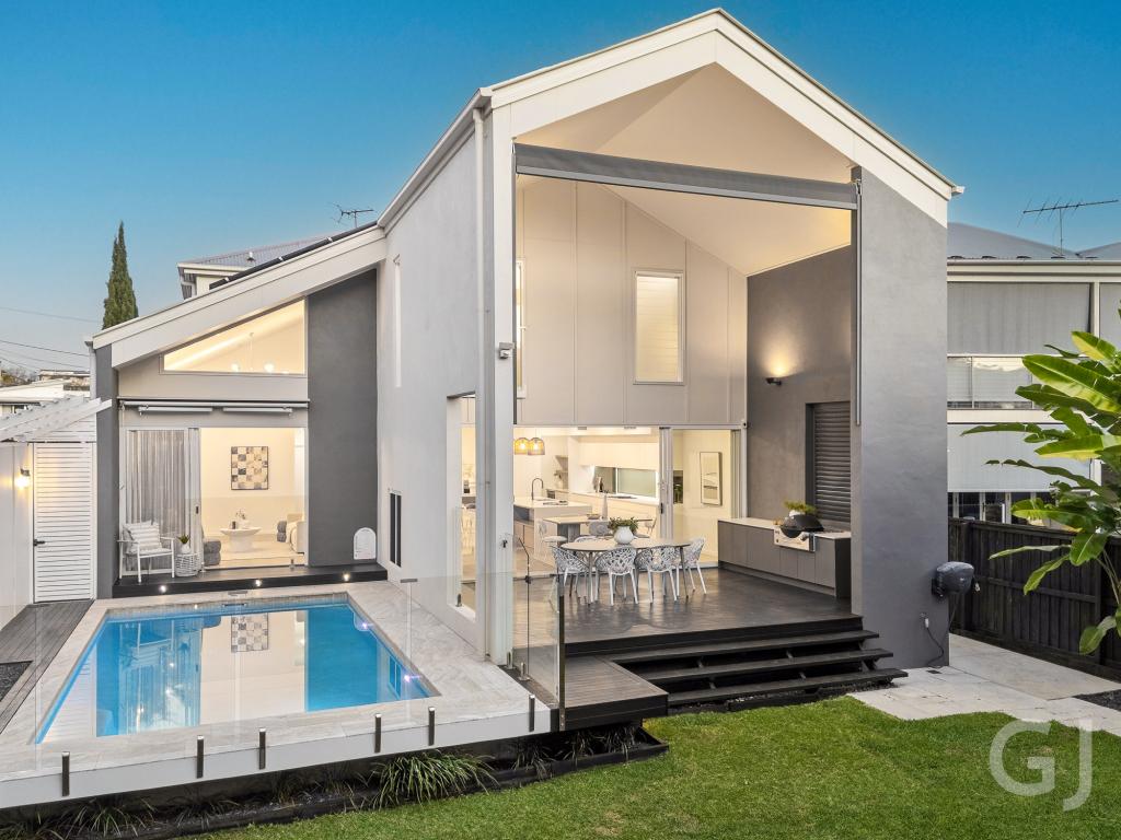 123 SWAN ST, GORDON PARK, QLD 4031