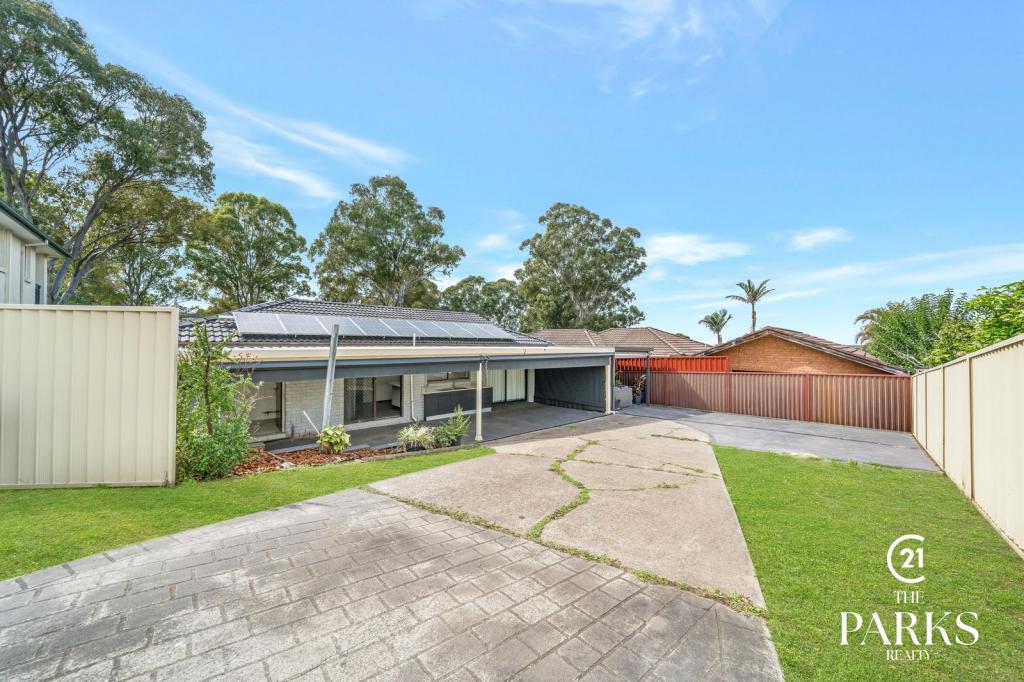 4 Franklin Pl, Bossley Park, NSW 2176