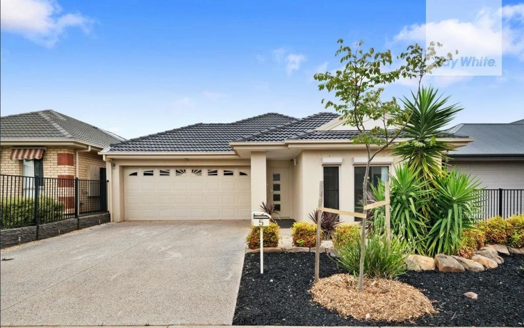 5 Margaret St, Blakeview, SA 5114