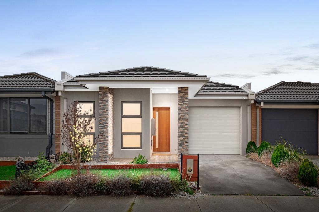 7 Latimer St, Wyndham Vale, VIC 3024