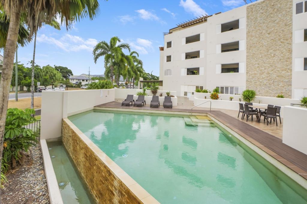 206/331-337 Lake St, Cairns North, QLD 4870
