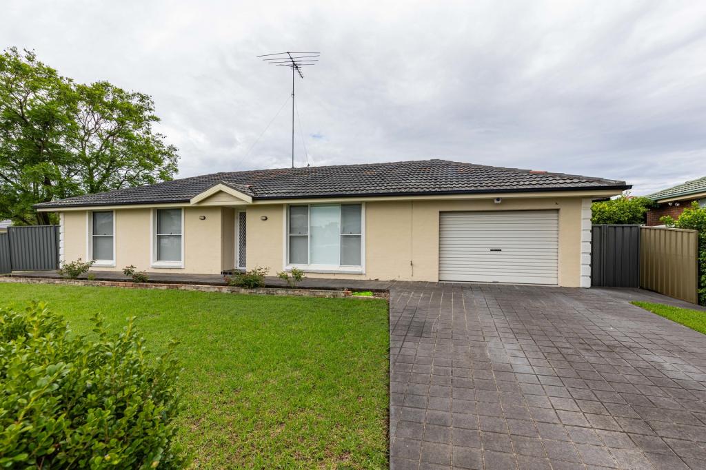 18 Blackwell Ave, St Clair, NSW 2759