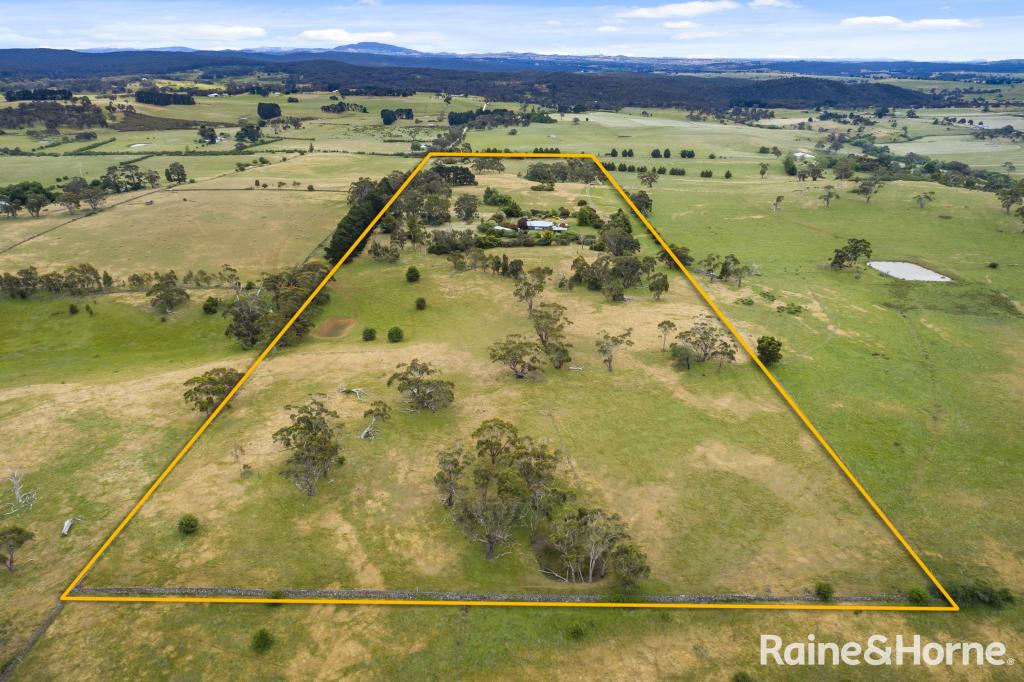 255 Vaughan Springs Rd, Drummond North, VIC 3446