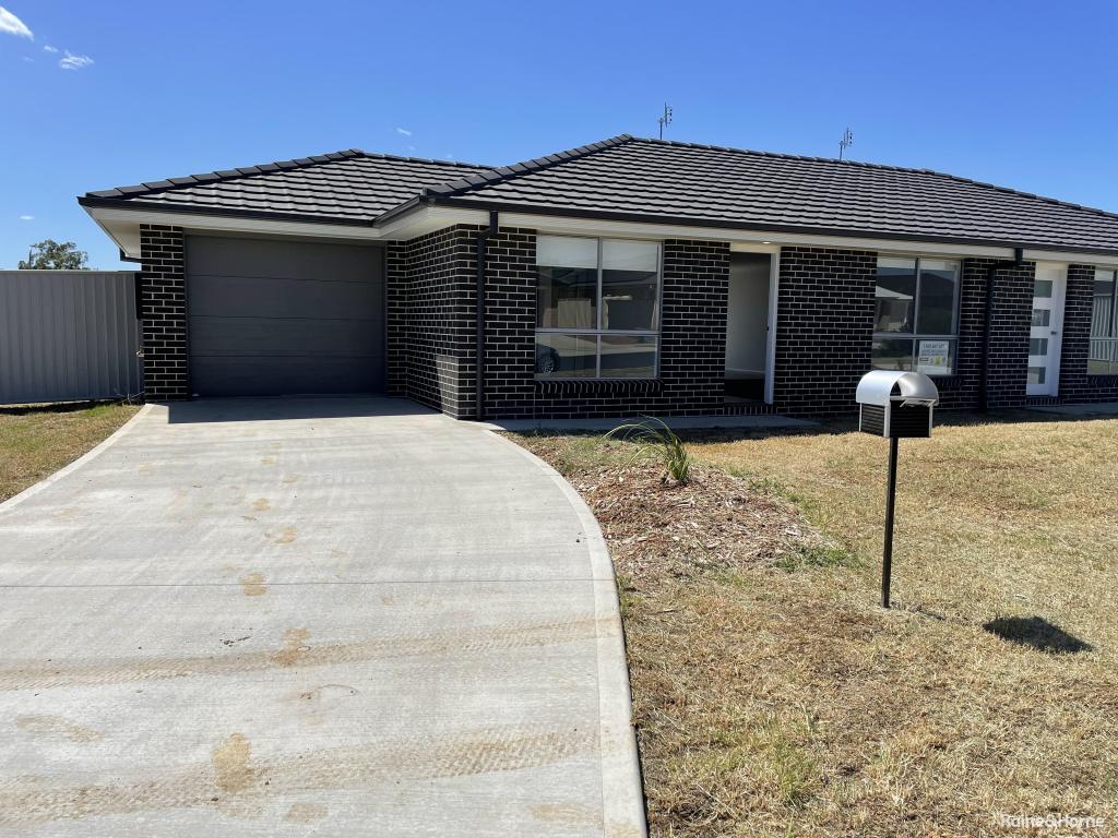 1/10 Mustang Cl, Hillvue, NSW 2340
