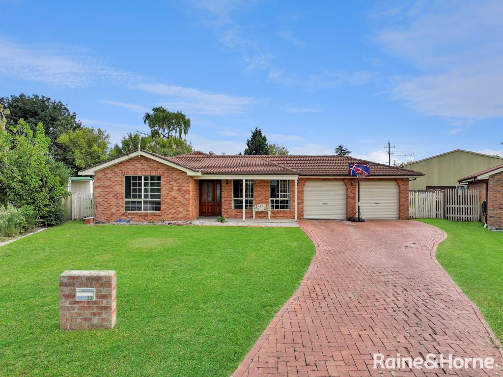 32 Delaney Pl, Eglinton, NSW 2795