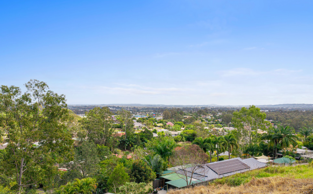 19 WEBSTER TCE, EDENS LANDING, QLD 4207