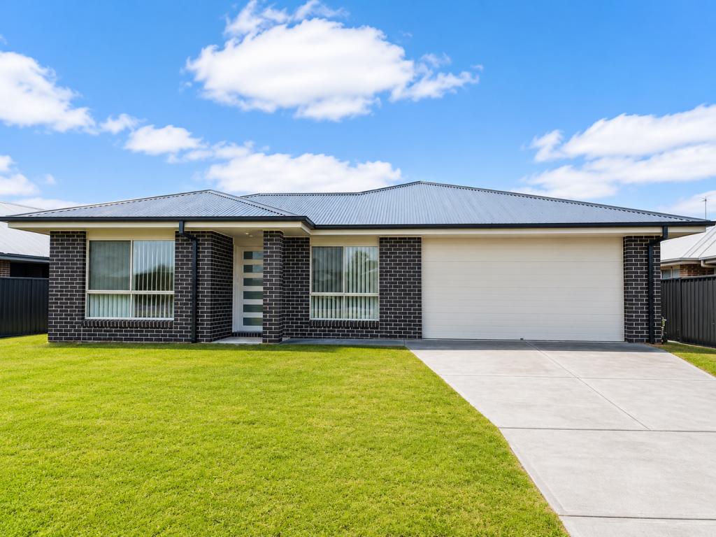 26 Riparian Cct, Cessnock, NSW 2325