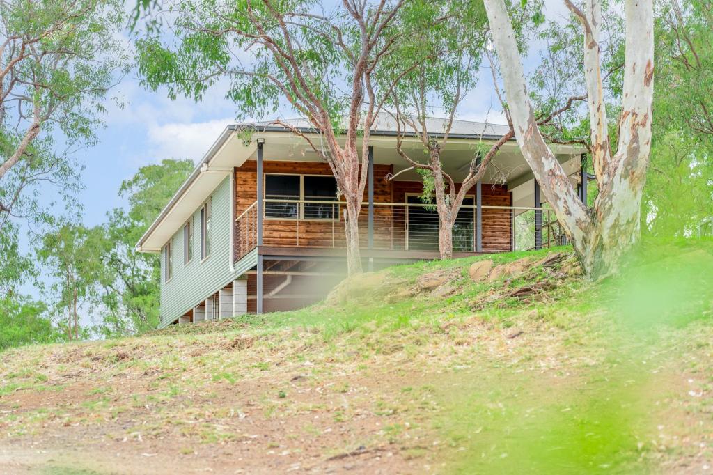 96 WILLIAM ST, SPRINGSURE, QLD 4722