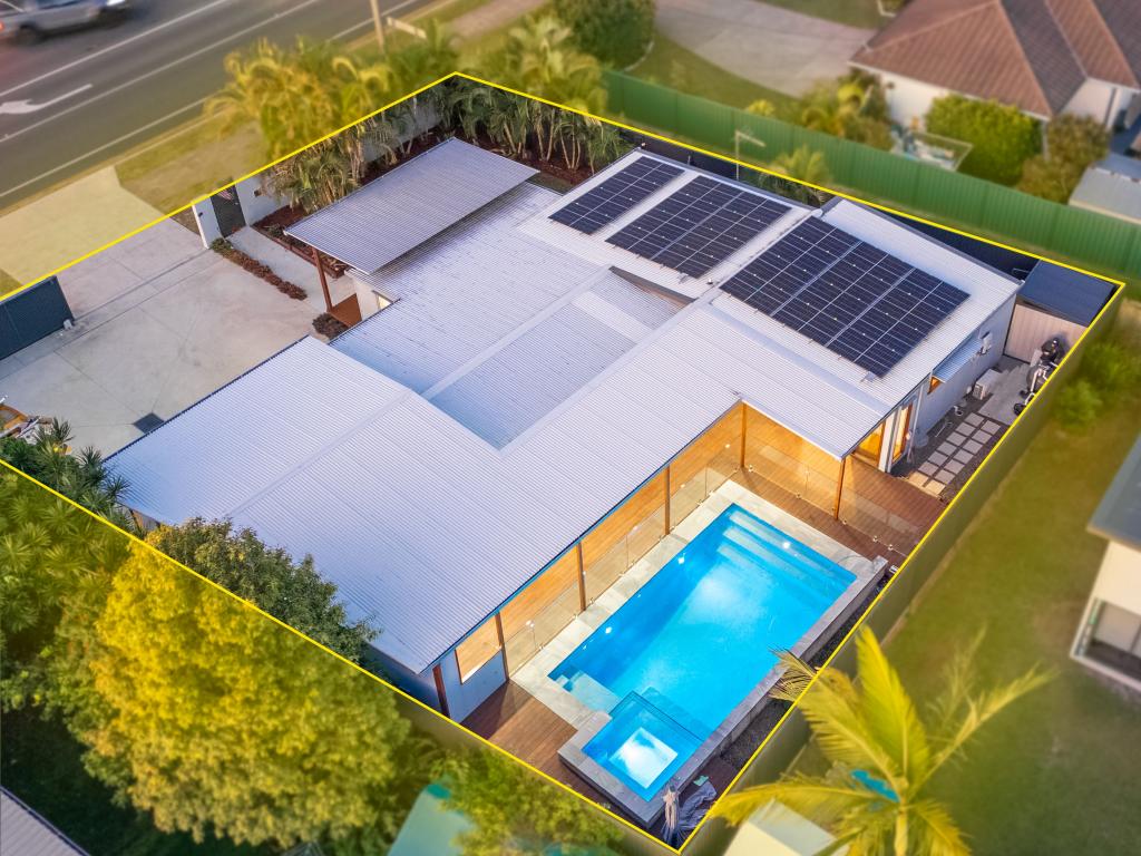 118 SUNDERLAND DR, BANKSIA BEACH, QLD 4507