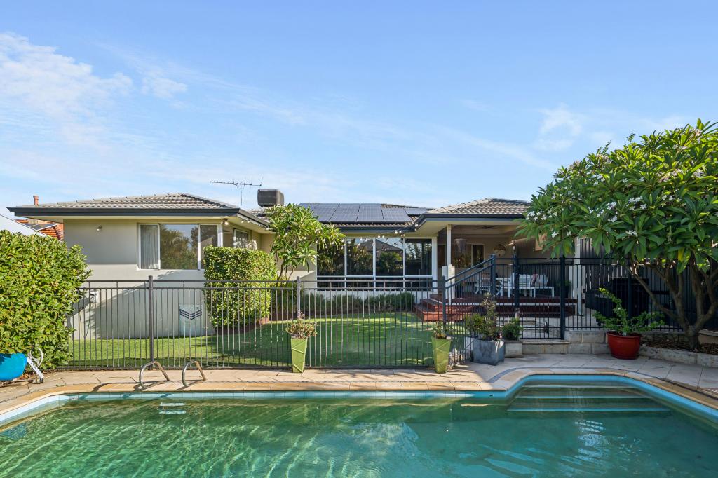 18 Davenport Rd, Booragoon, WA 6154