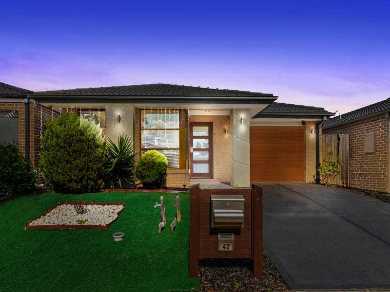 42 Avonmore Way, Weir Views, VIC 3338