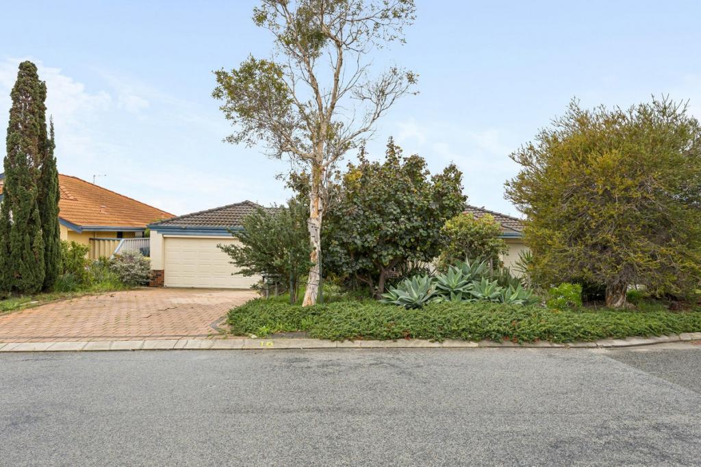 16 Mokutu Ct, Quinns Rocks, WA 6030