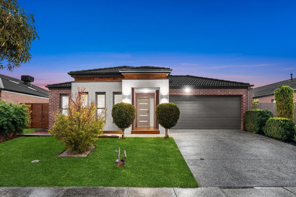 5 Sebago Tce, Cranbourne North, VIC 3977