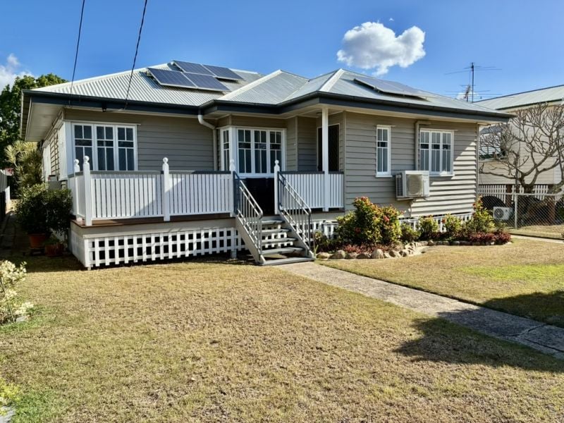 99 GLEBE RD, SILKSTONE, QLD 4304