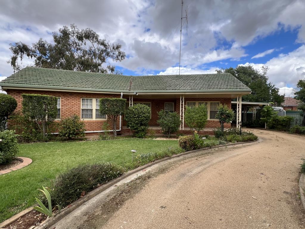 10A PHILLIP ST, PARKES, NSW 2870