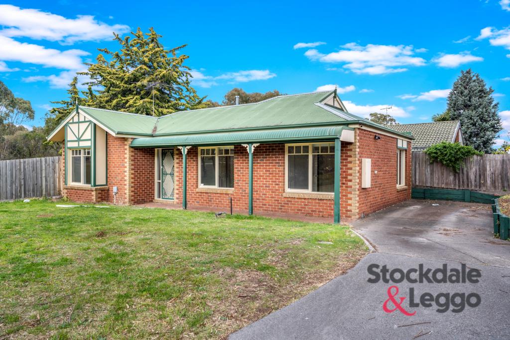 12 Weir Ct, Roxburgh Park, VIC 3064