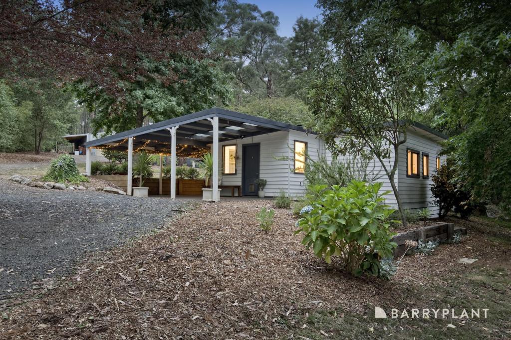 33 Williamson Rd, Gembrook, VIC 3783