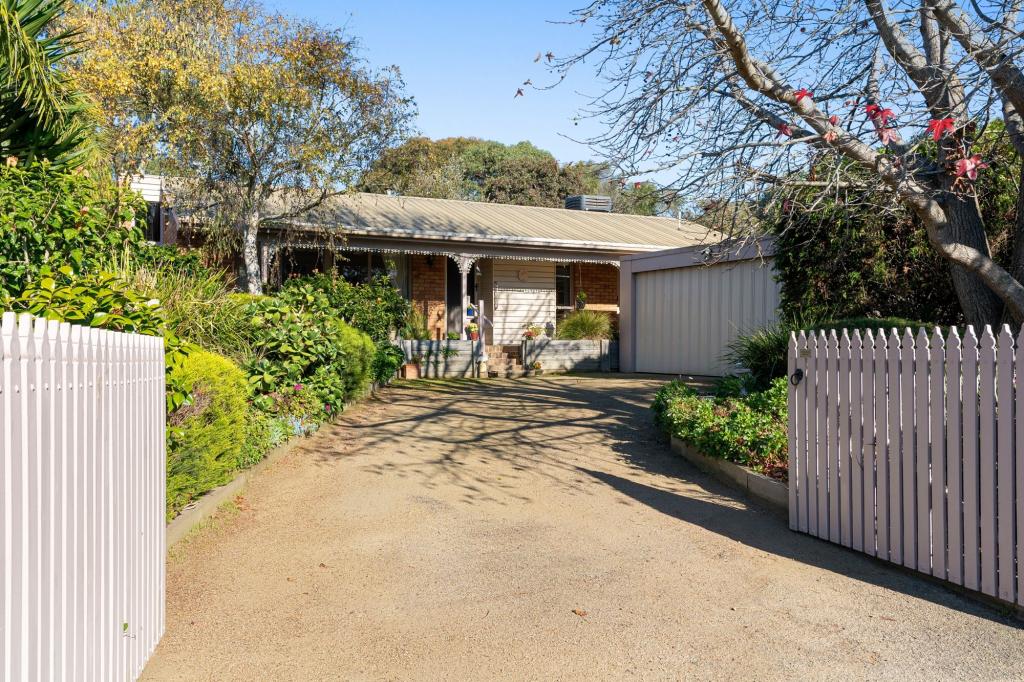 21 Denholm St, Rosebud, VIC 3939