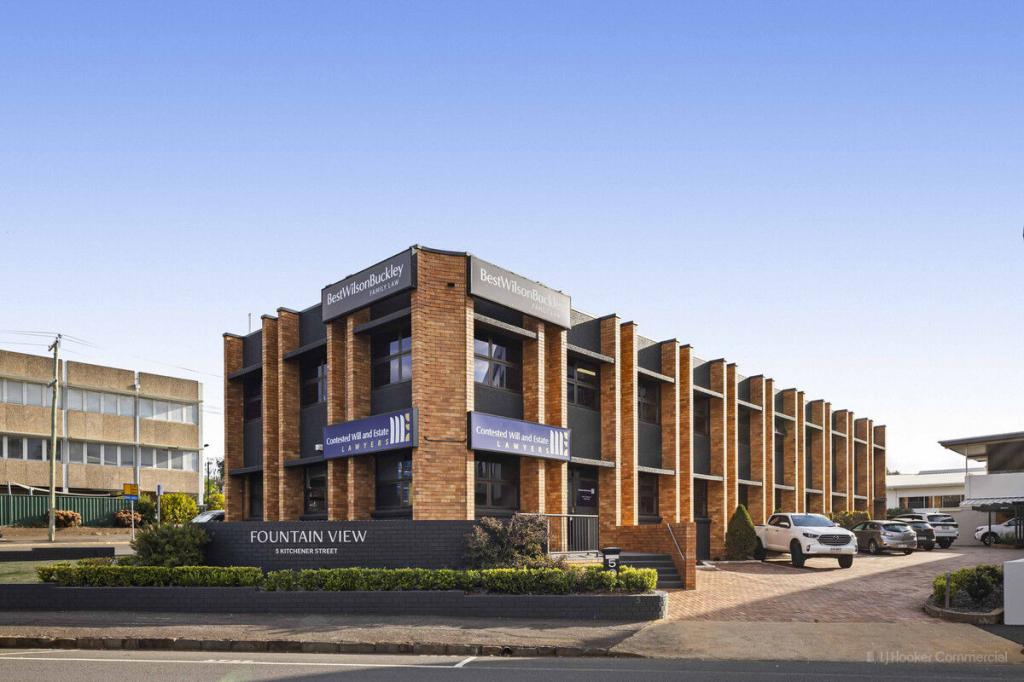 5 Kitchener St, East Toowoomba, QLD 4350