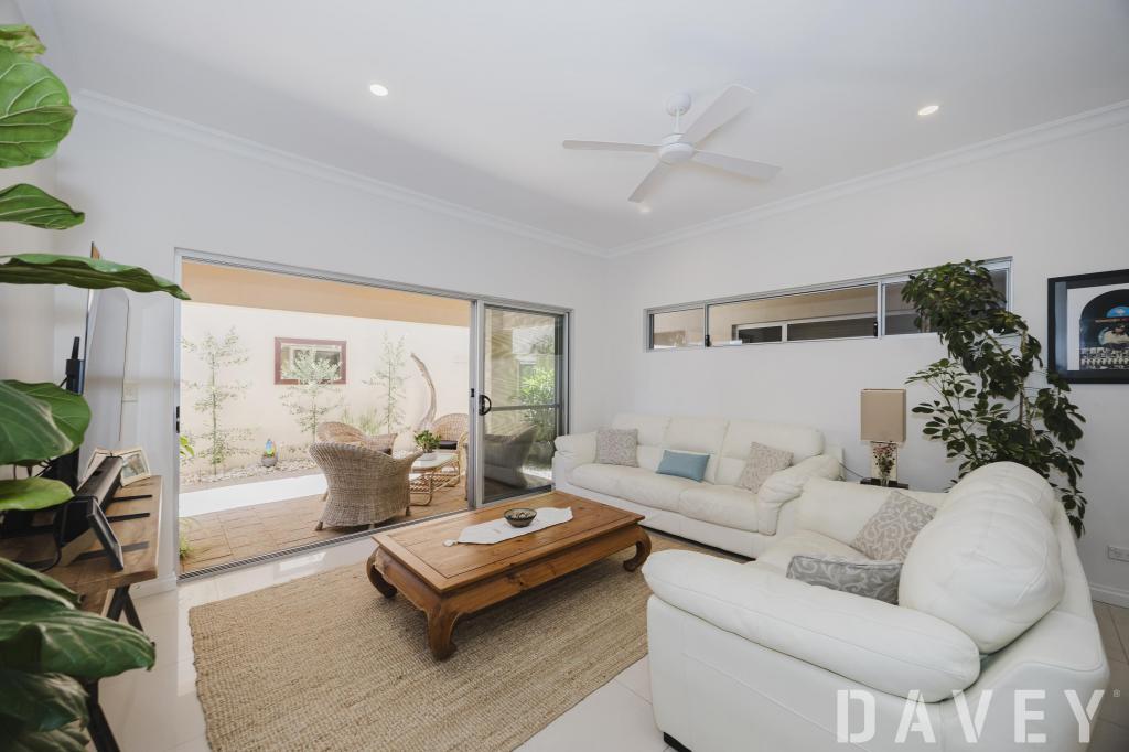 152c Duke St, Scarborough, WA 6019