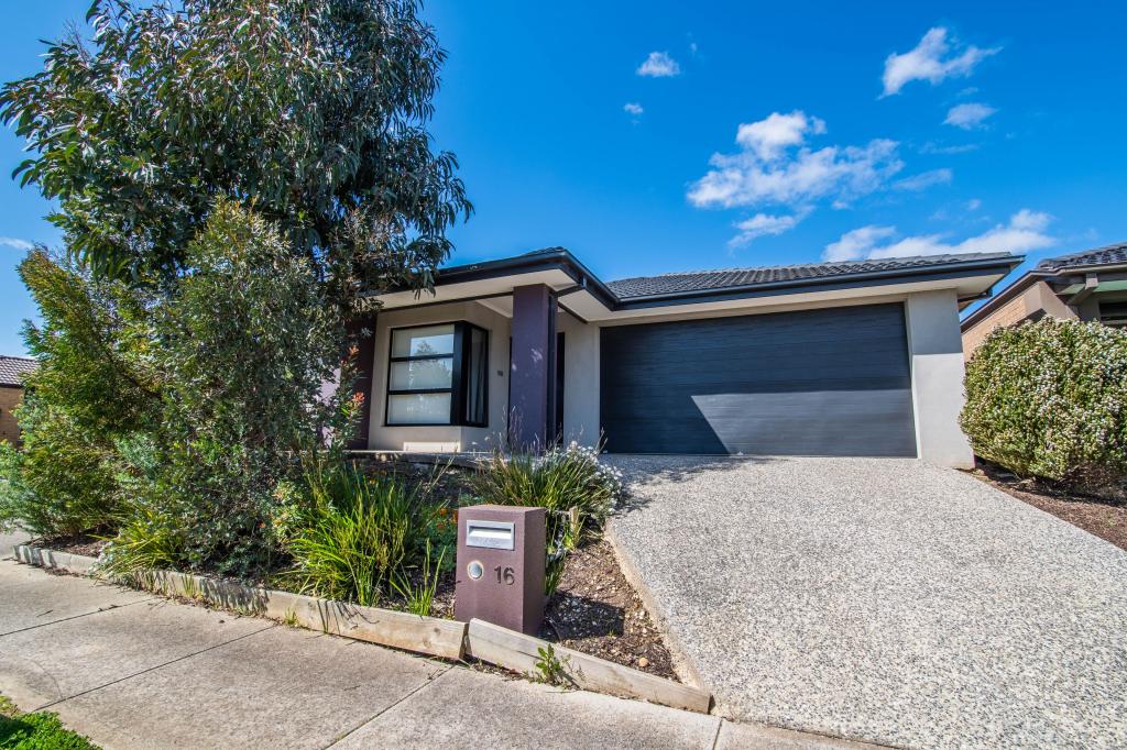 16 Ventasso St, Clyde North, VIC 3978