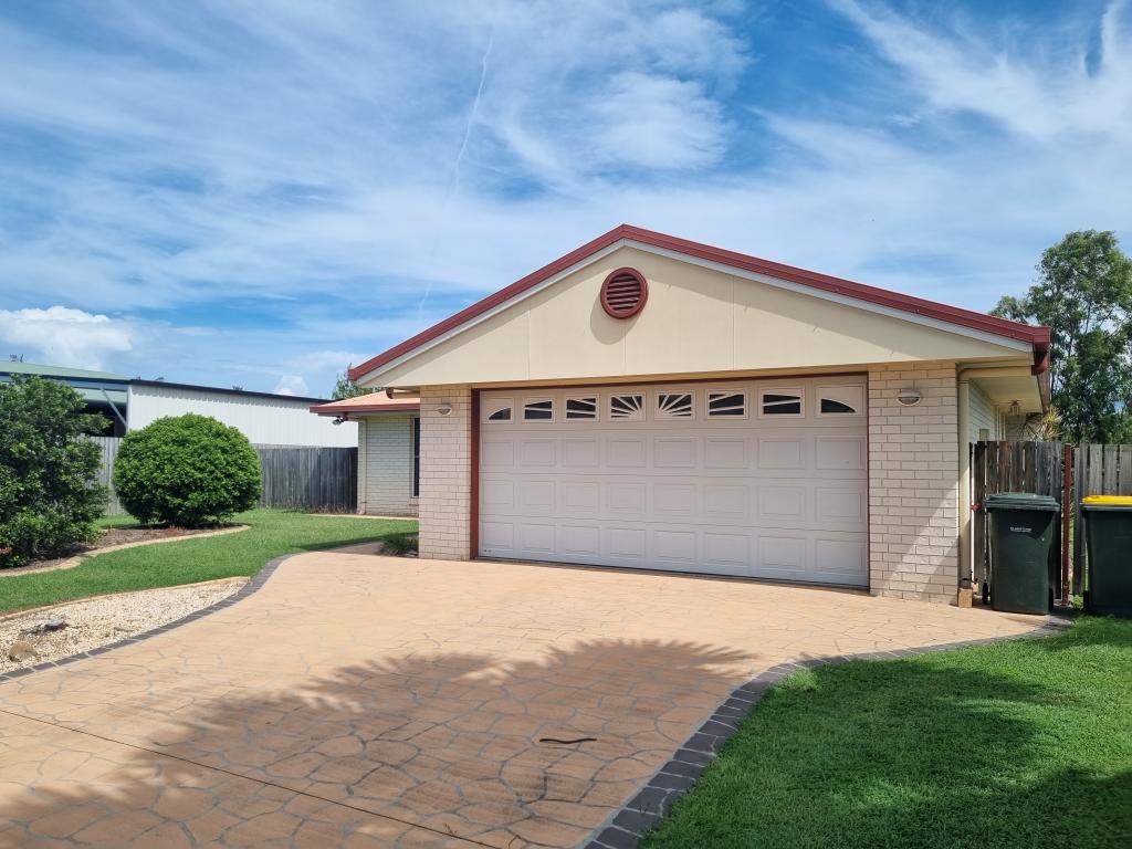 26 Golf View Dr, Boyne Island, QLD 4680