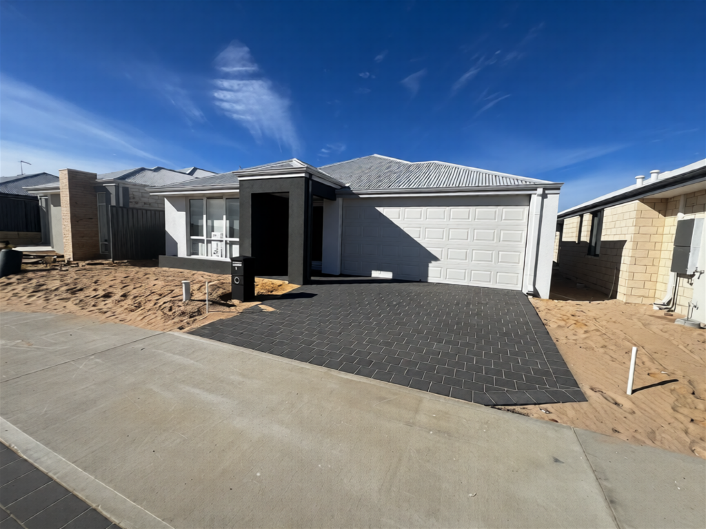 38 Tourmaline Bvd, Madora Bay, WA 6210