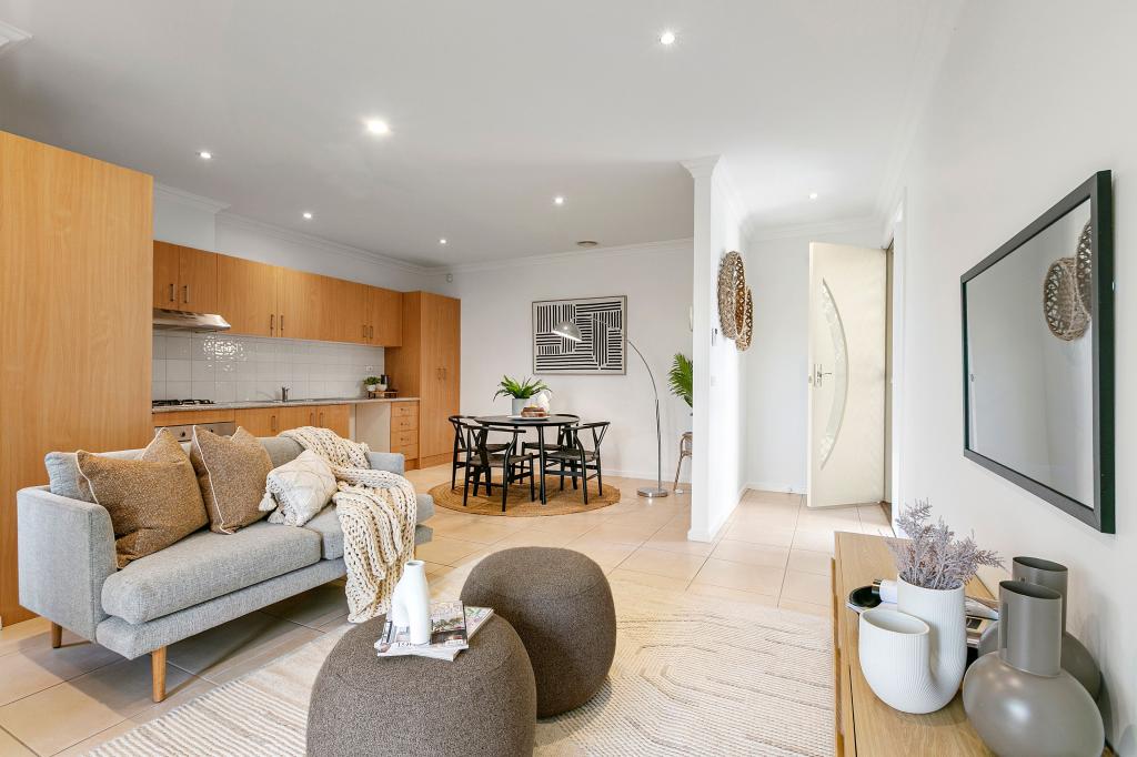 3/43 BYFIELD ST, RESERVOIR, VIC 3073