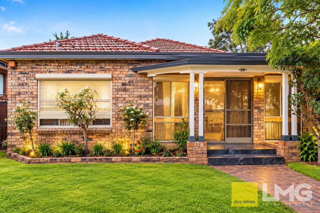 20 FARNELL RD, YAGOONA, NSW 2199