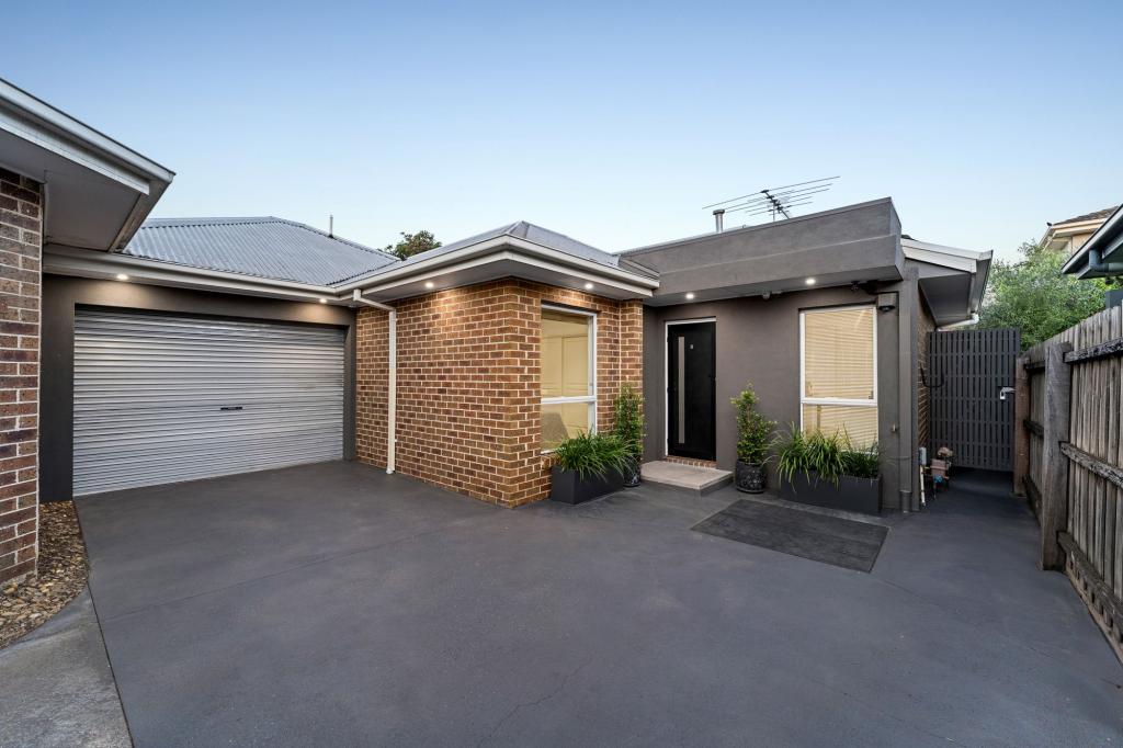 3/4 Heather Ave, Brooklyn, VIC 3012