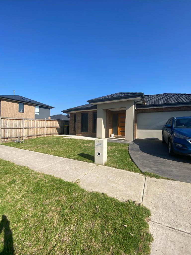 3 Shallow St, Mambourin, VIC 3024