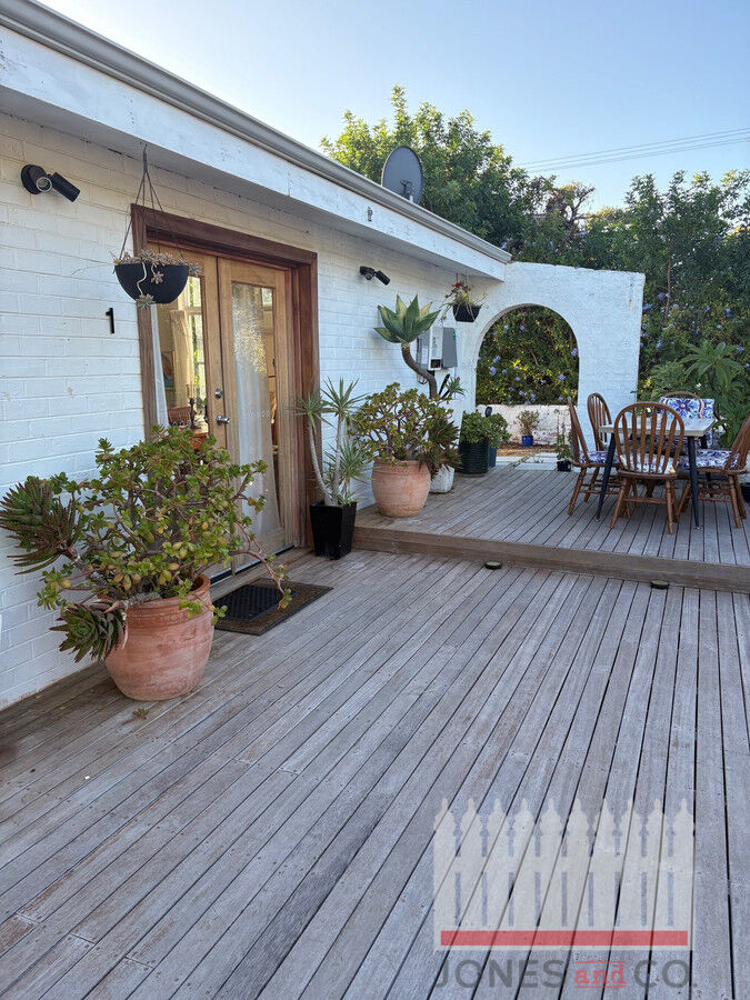 1 Pirra Ct, Two Rocks, WA 6037