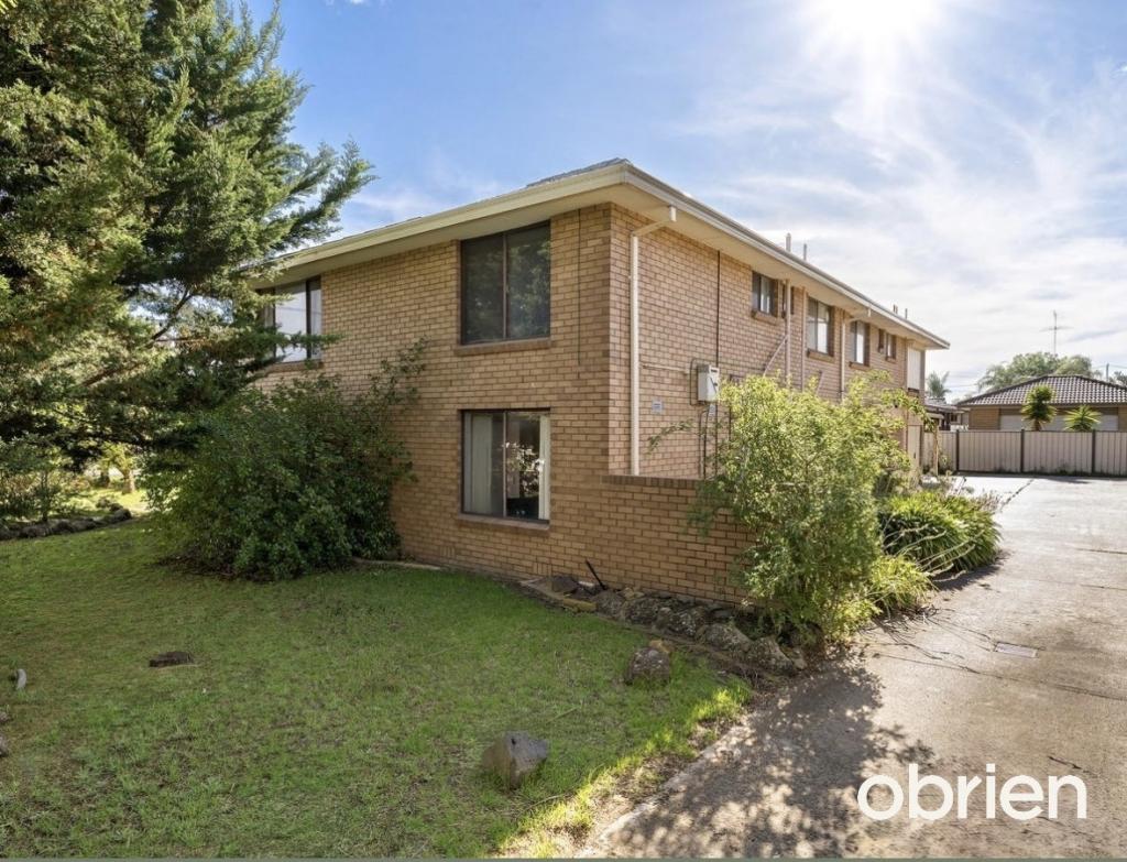 1/25 CHARLES ST, ST ALBANS, VIC 3021