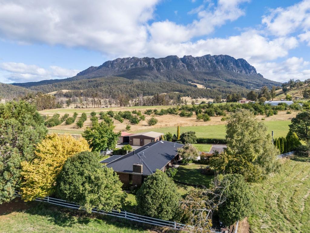 495 Claude Rd, Sheffield, TAS 7306
