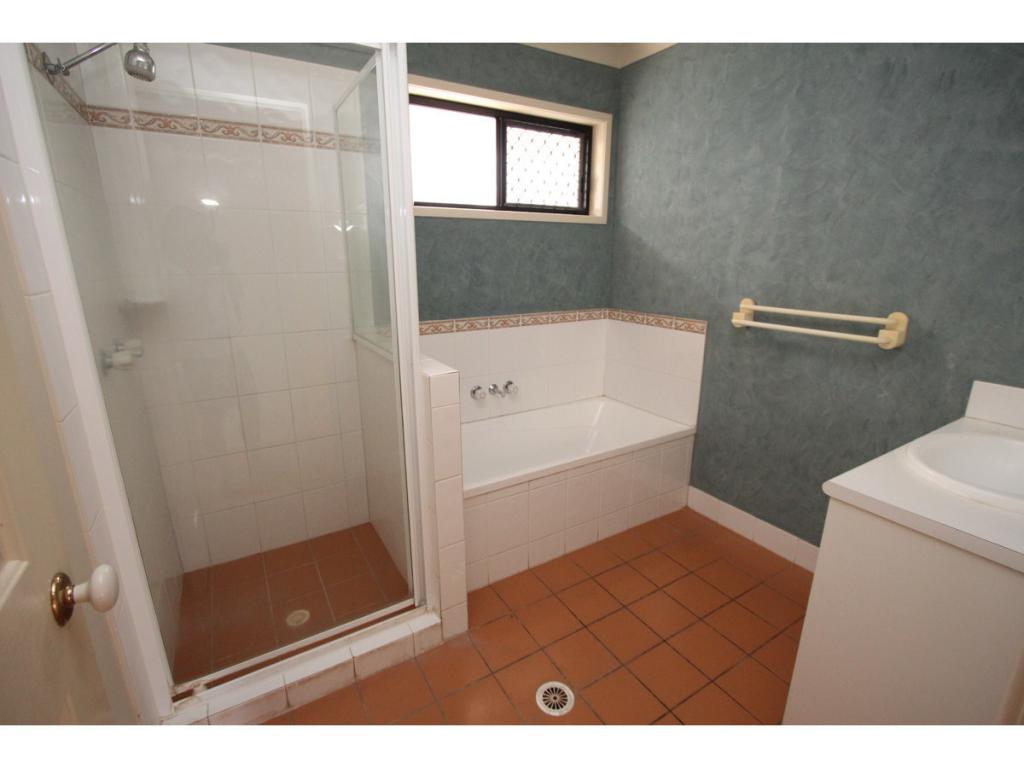 12 Mallan Pl, Kuraby, QLD 4112