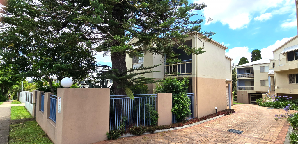 Contact agent for address, HOLLAND PARK WEST, QLD 4121