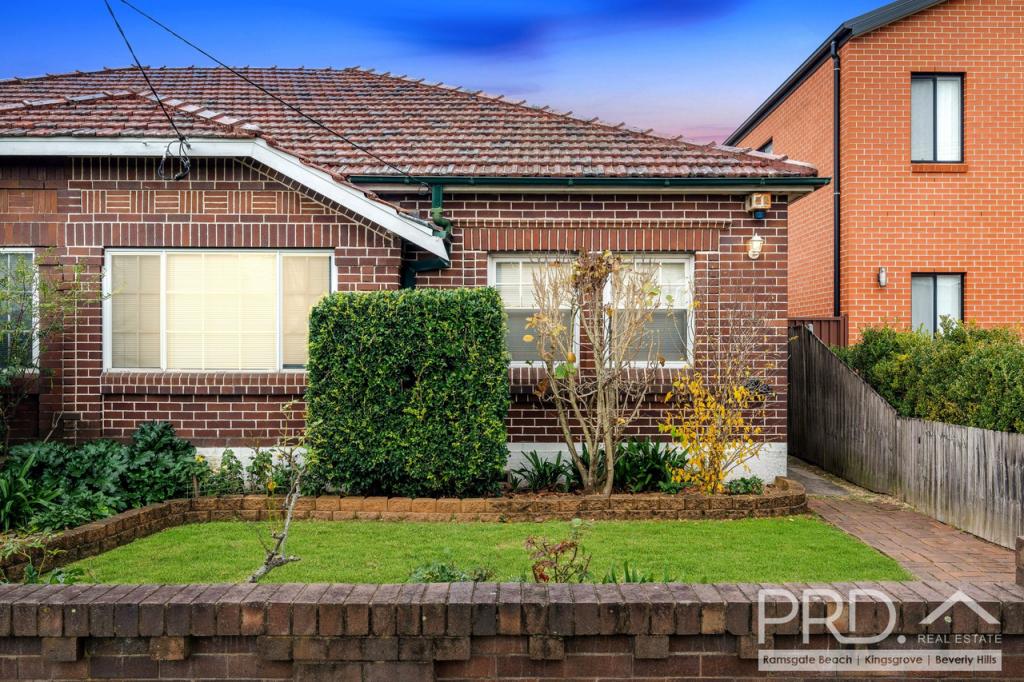 74 Wolli St, Kingsgrove, NSW 2208