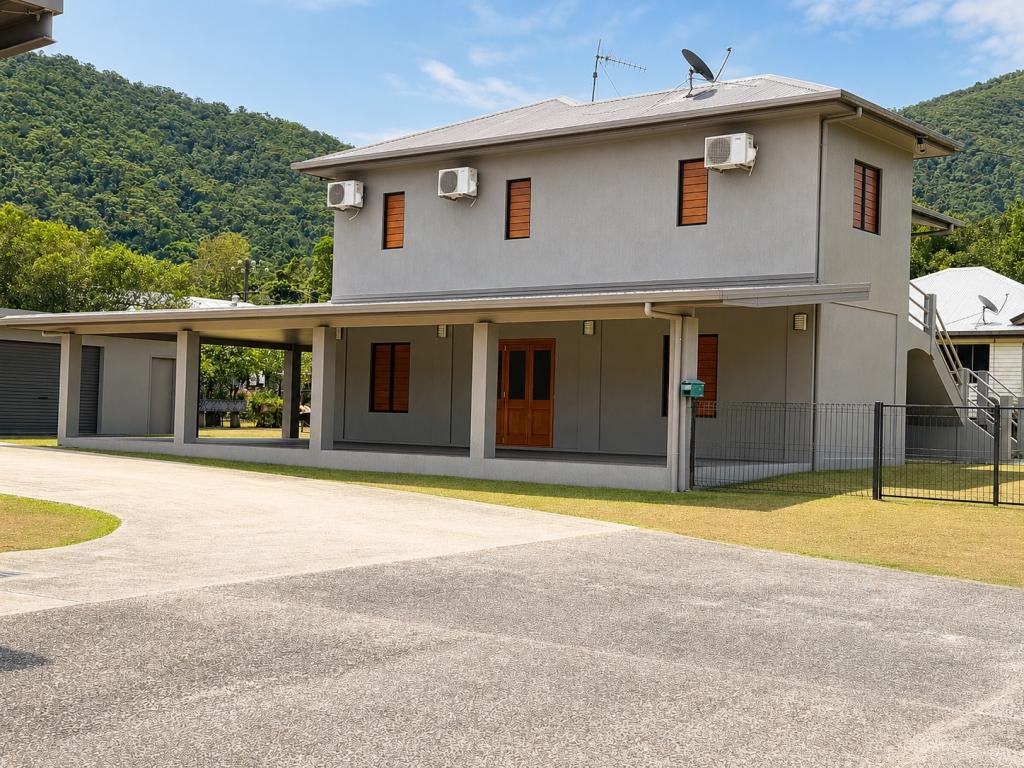85 Bryant St, Tully, QLD 4854