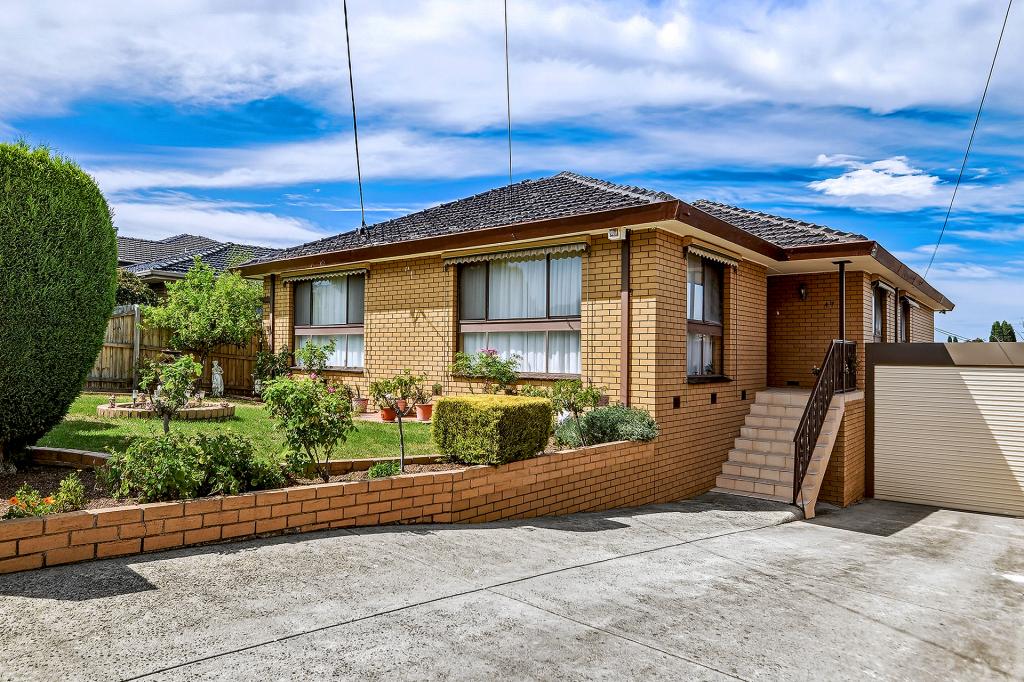 47 Churchill Ave, Reservoir, VIC 3073